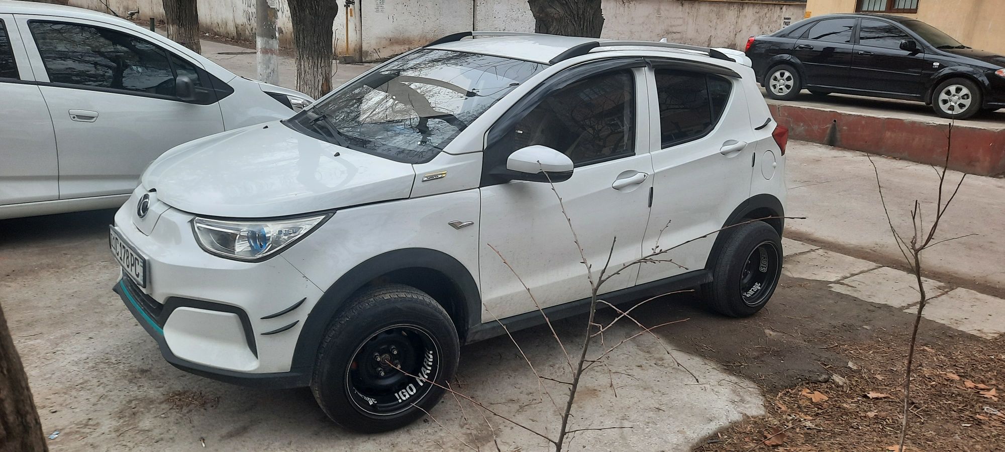 Электромобиль BAIC EС3