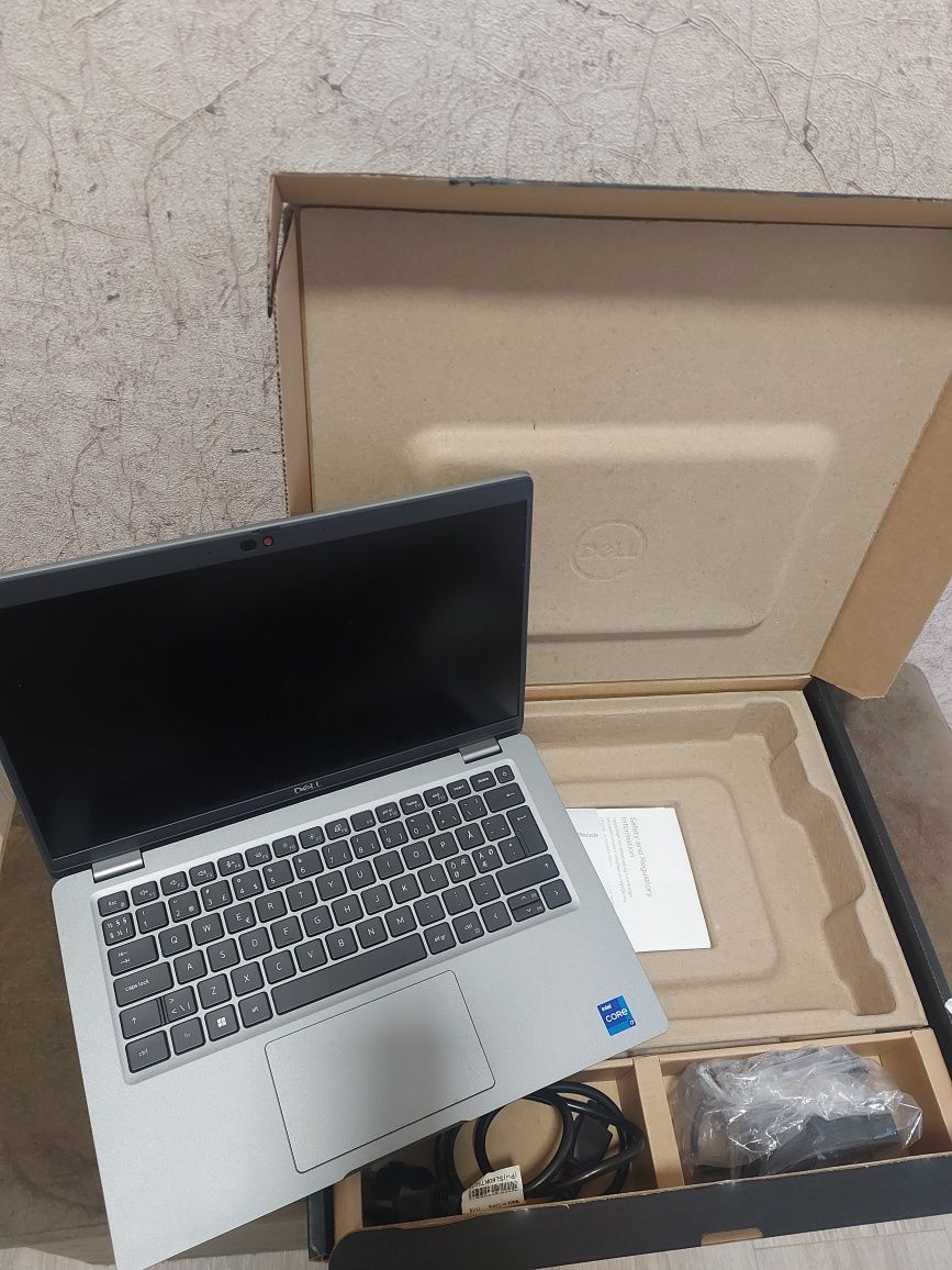 Dell Latitude 5420 i7 1185G7, 32Gb, 512Ssd, 4G