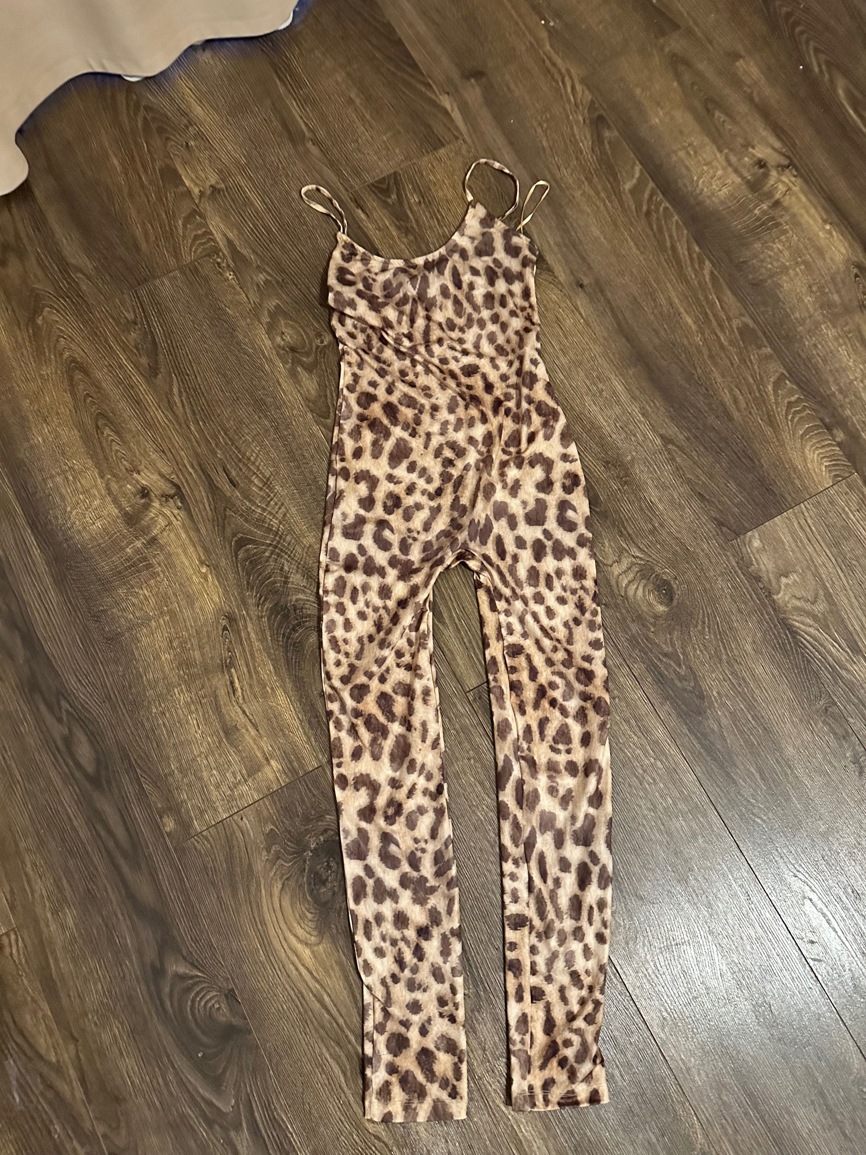 Salopetă animal print Zara