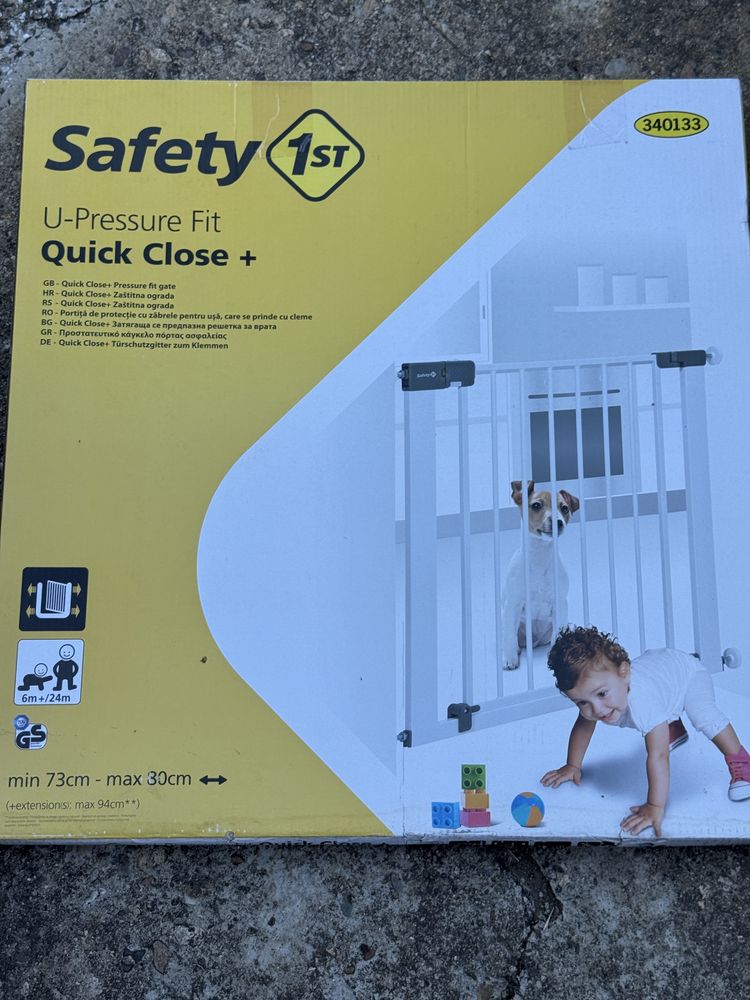 Safety 1st универсална преграда за врата - бяла