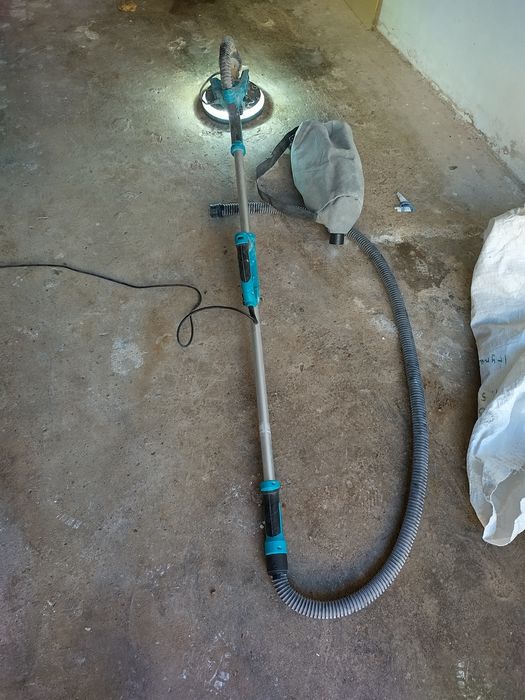 Slefuitor girafa DeToolz DZ-C200 cu aspirator si LED