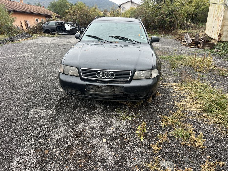 Audi A4 1,8T 150к.с  На Части 1997г Ауди А4