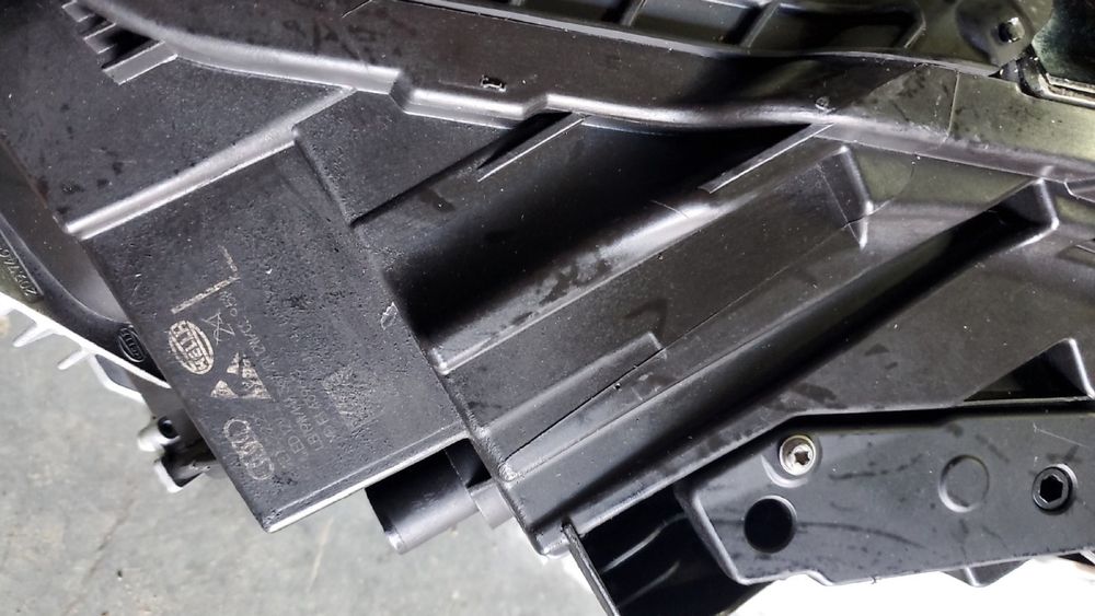 Far audi A8 4N 4N0941033 complect factura cu tva