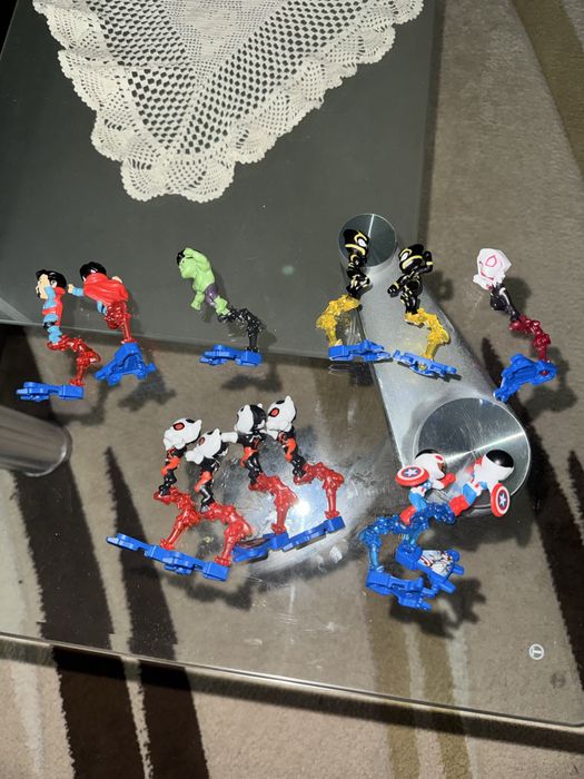 Kinder Марвел фигурки