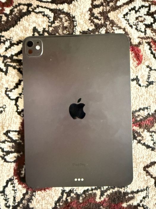 Ipad 11 pro m4 tezda sotiladi