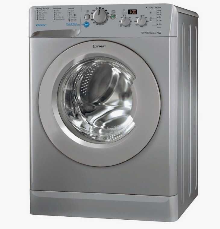 Стиральная машина 6kg Indesit