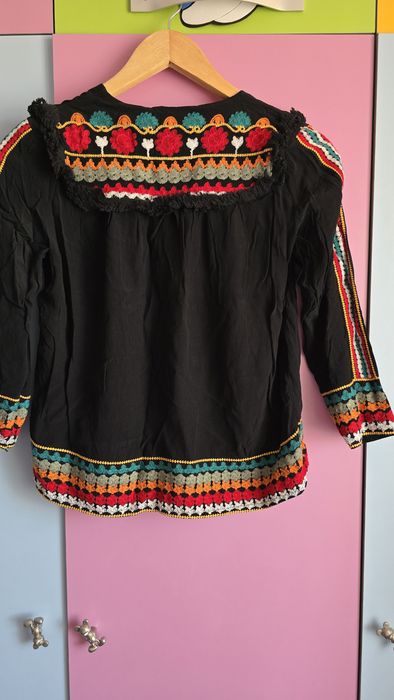 Vând bluza tip ie mărimea S