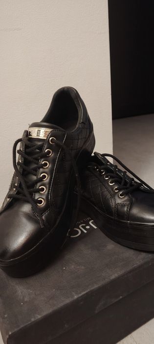 Guess,дамски кецове