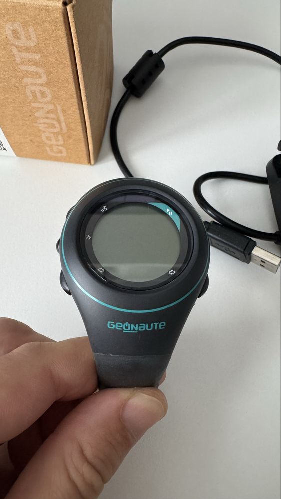 Ceas cu GPS, tracker, smartwatch, usb- Geonaute (decathlon)