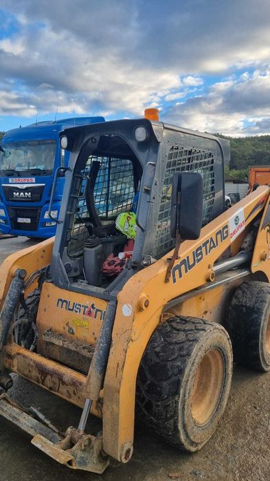 Incarcator frontal bobcat Mustang