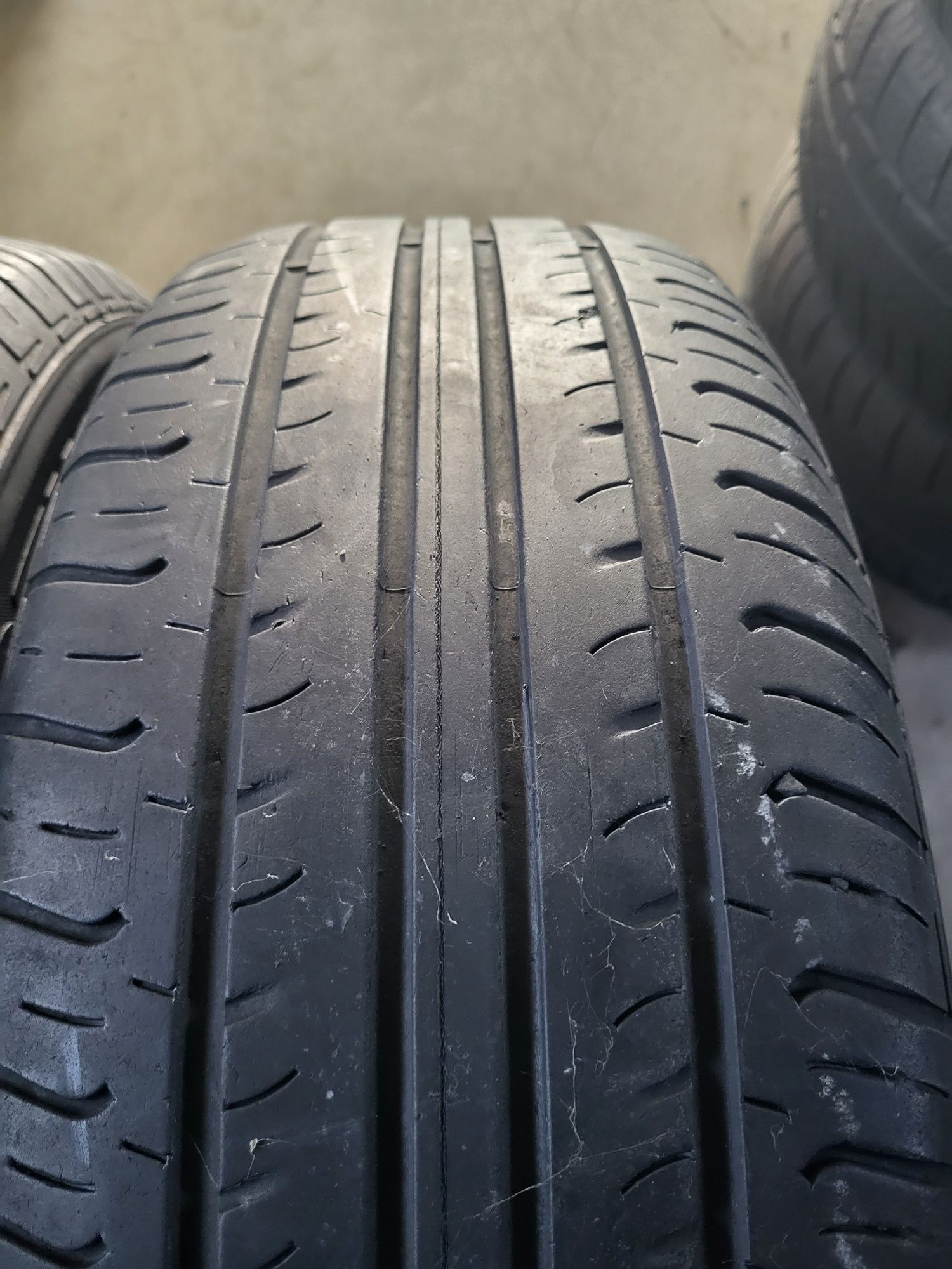 2 anvelope 225 60 R 17 Hankook Vara