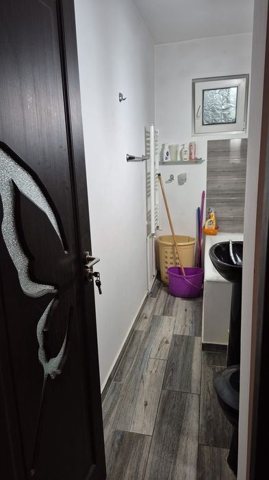 Apartament de închiriat