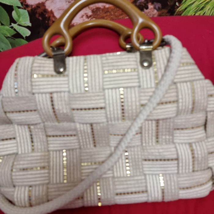 Geanta poșetă crem cu aur