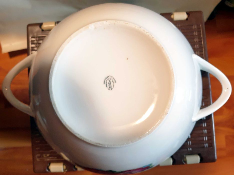 vand 2 supiere si 1 sevici de masa deosebite