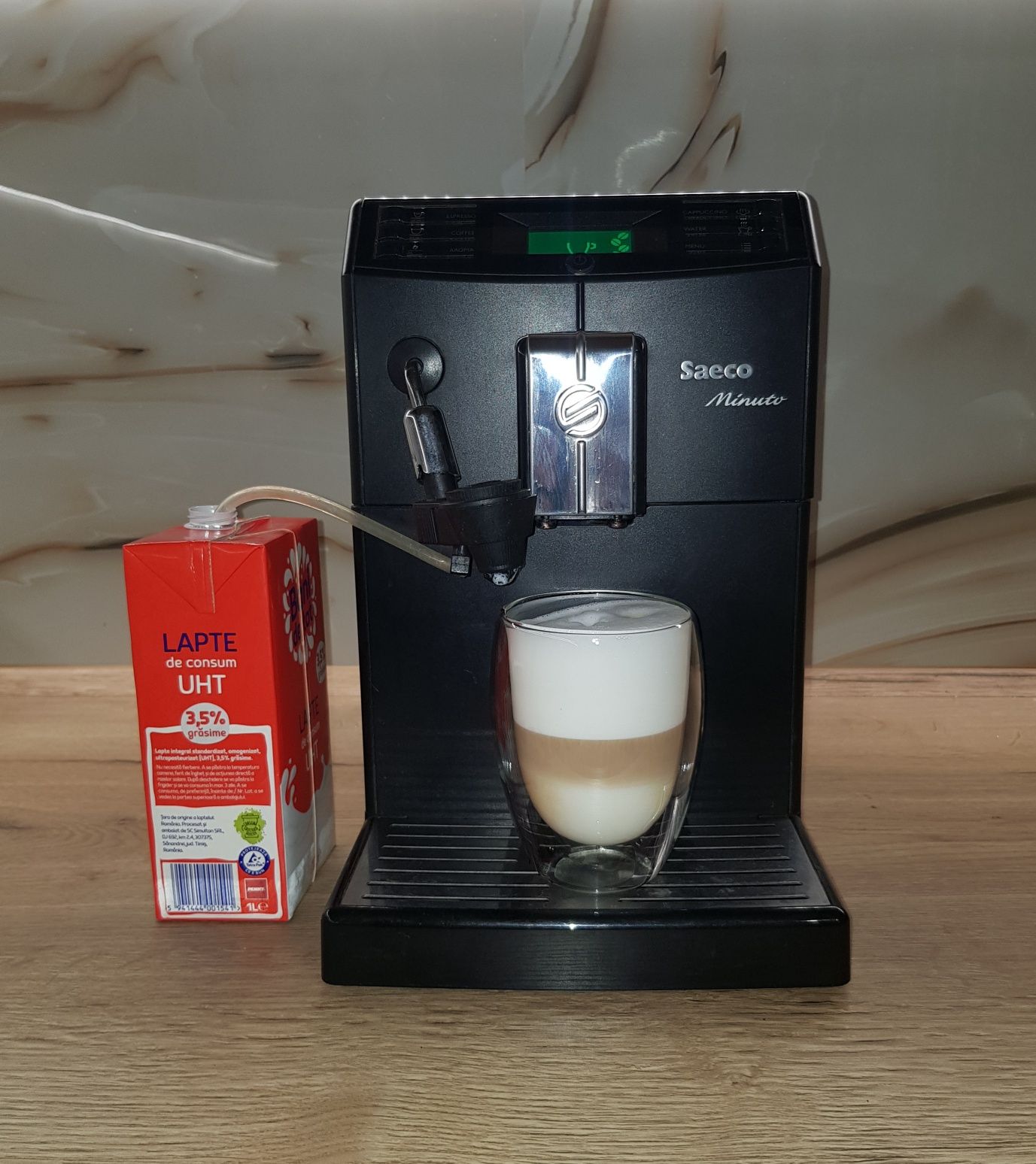 Espressor Philips Saeco Minuto HD8862, capuccino, Rasnita ceramica