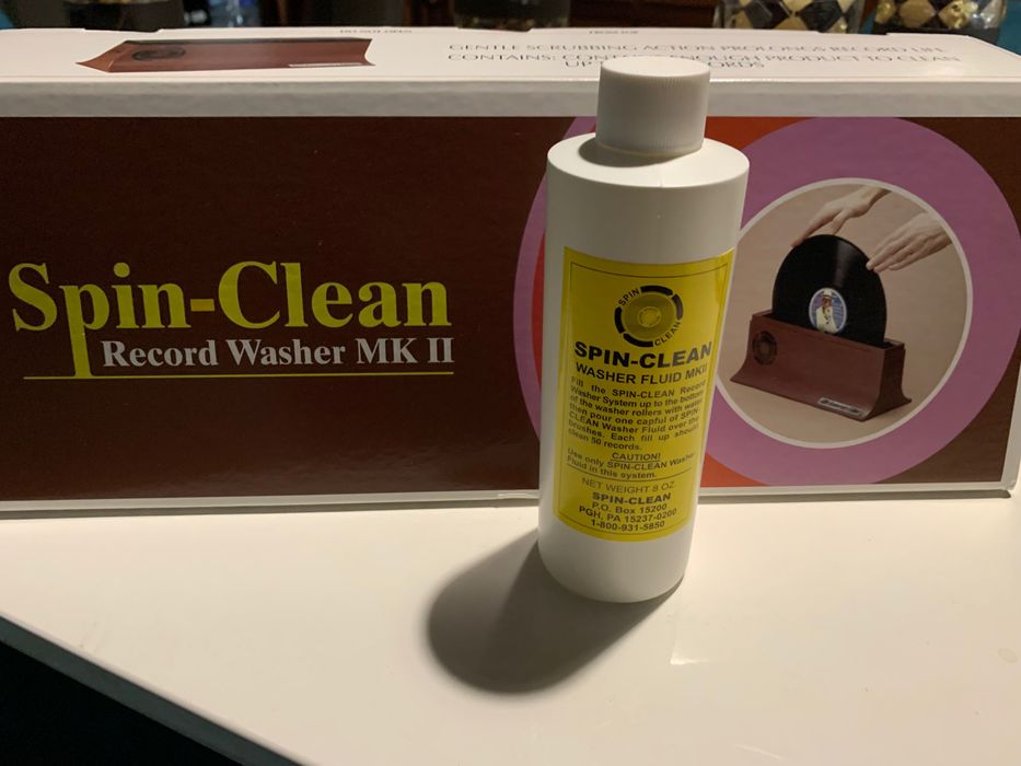 Spin clean vinyl cleaner