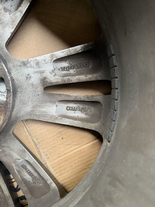 Оригинални джанти Рено 17 7j 5x114.3 ет43 ЦО 66.1