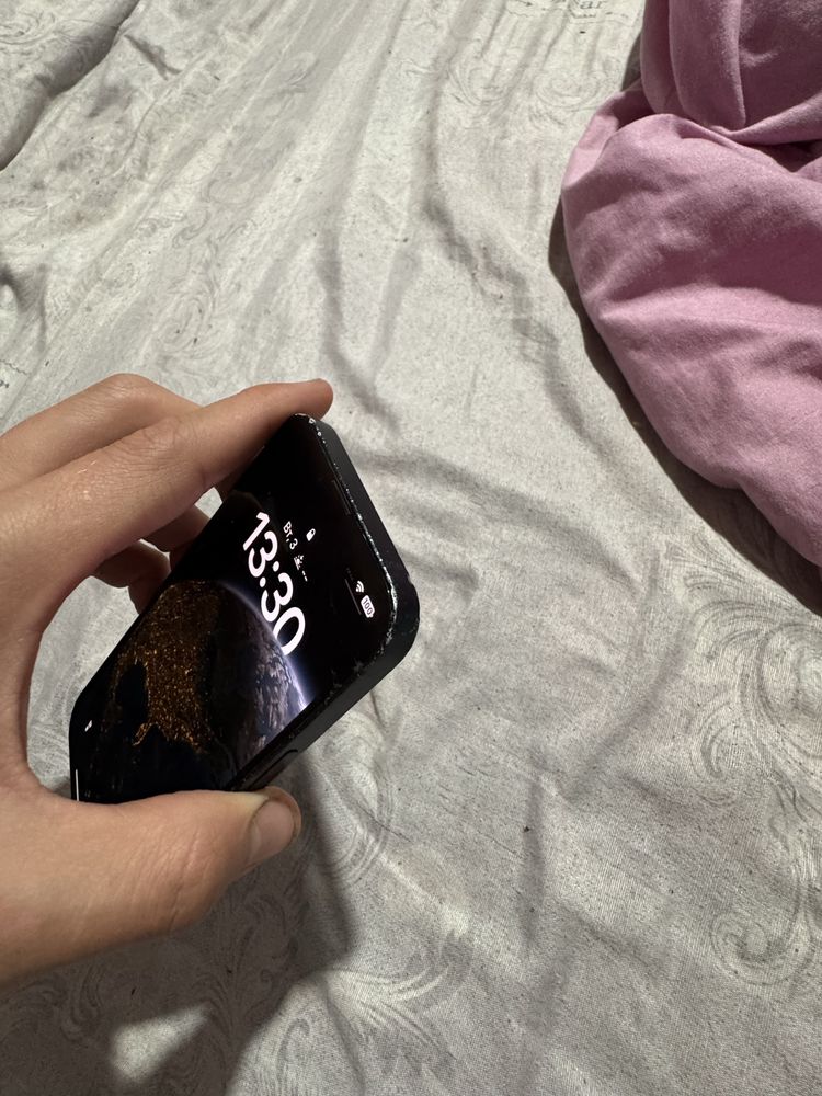 Iphone 13 tresheniya bor