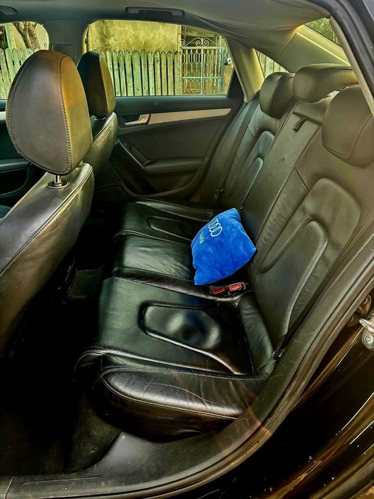 Vând Audi A4 B8 sau schimb cu autoutilitara 3,5t (10 paleți)