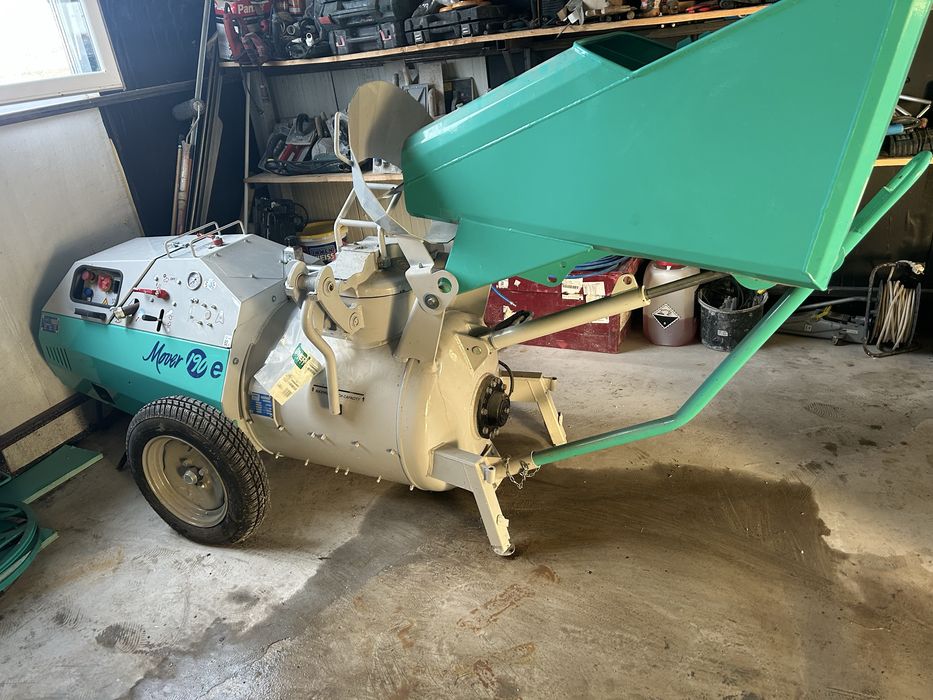 Renault mascot pompa sapa mecanizata