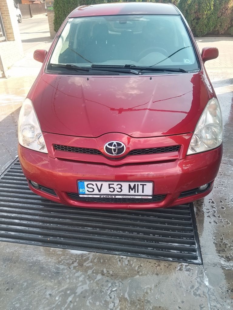 Vind Toyota corola verso