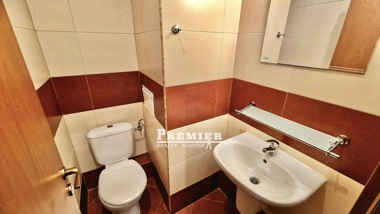 Продава се Тристаен апартамент в к.к. Слънчев бряг - 84 кв.м за 923 €/кв.м - Снимка #6