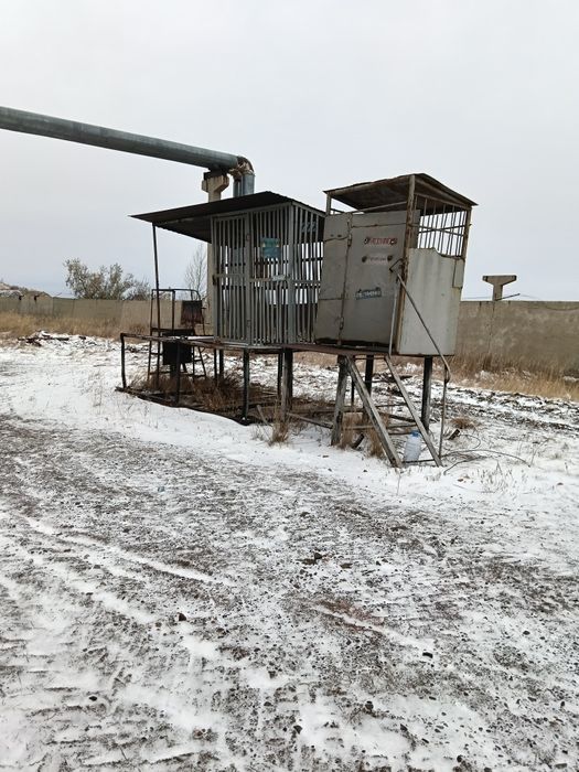 Продам клетки под кислородные баллоны и баллоны с пропаном