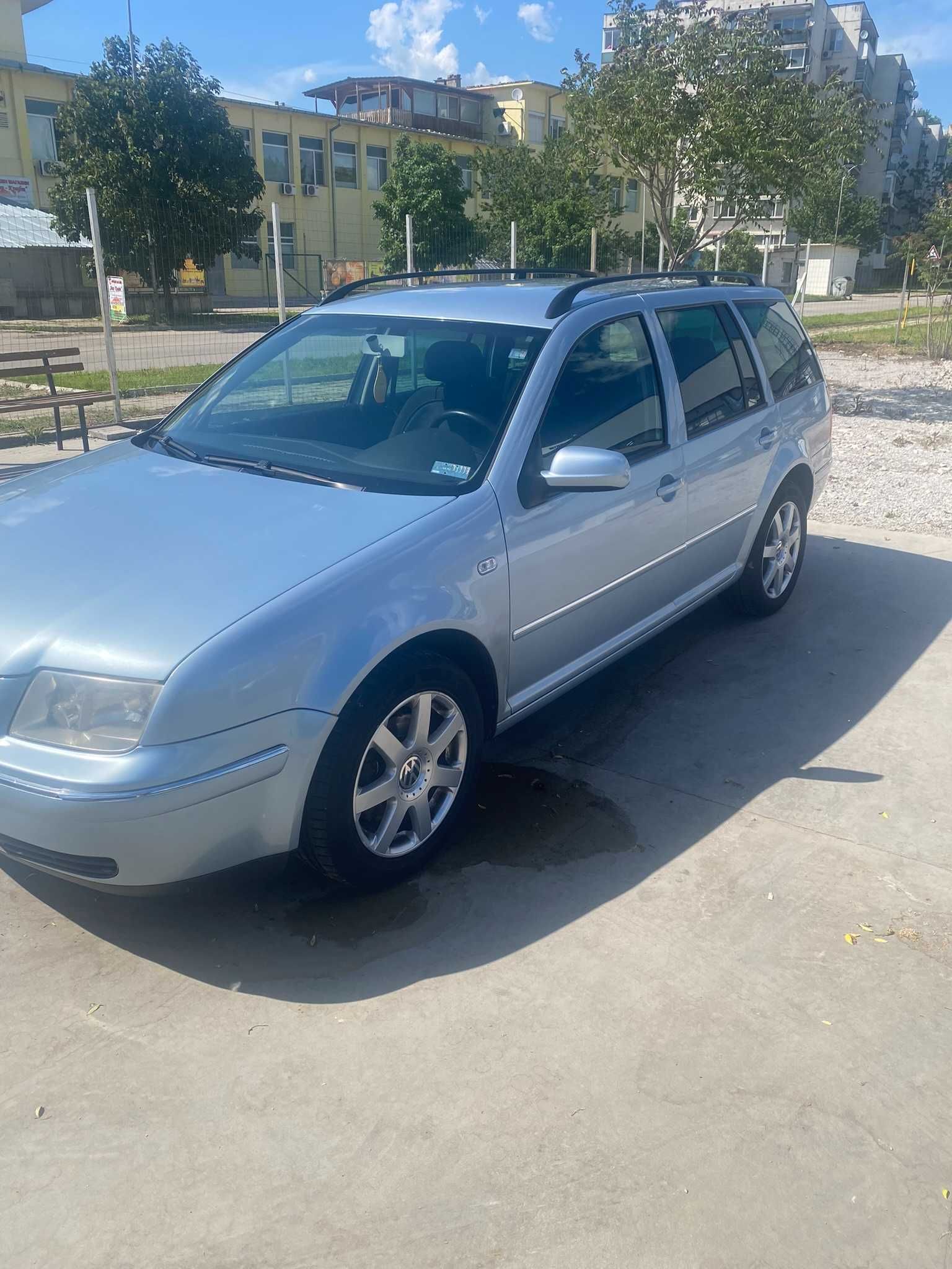 Продавам VW BORA 1.9 TDI, 131 k.c.