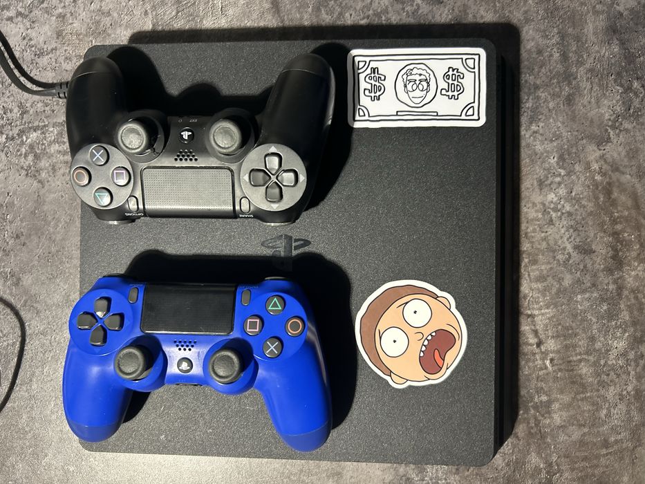 пс4 слим 1тб 2 джойстика