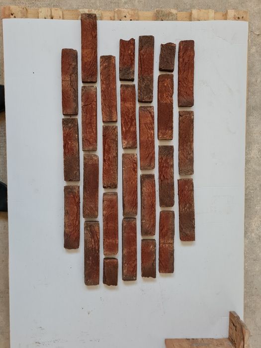 Caramida aparenta Belgia