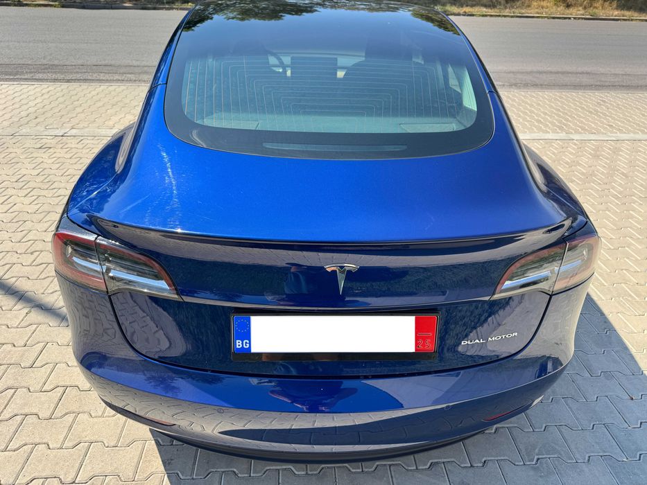 Продавам Tesla M3LR