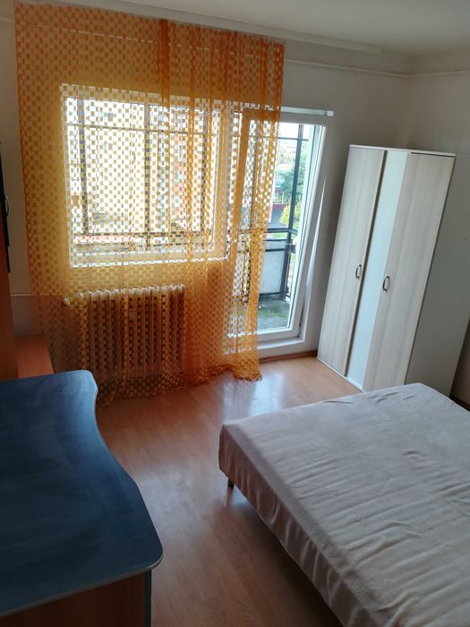 de vanzare apartament 3 camere decomandat,et 4,Aradul Nou