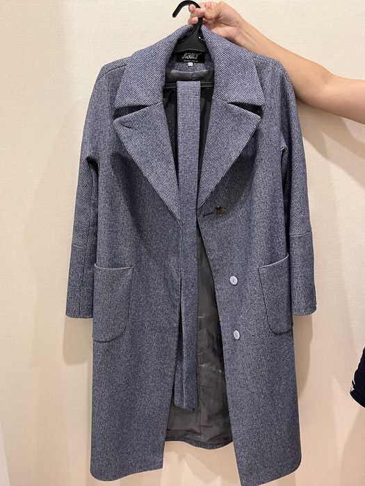 Женское пальто демисезонное