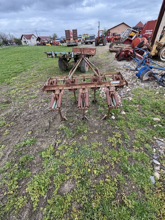 Scarificator tractor