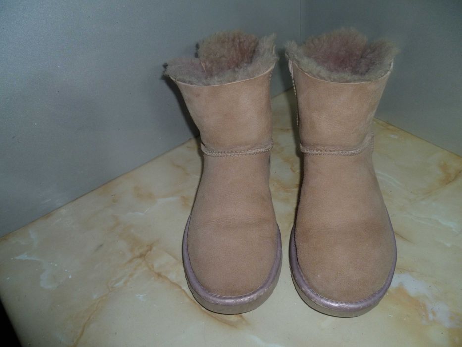 UGG оригинални ботуши №40