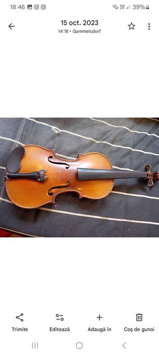 Se vinde o vioara veche