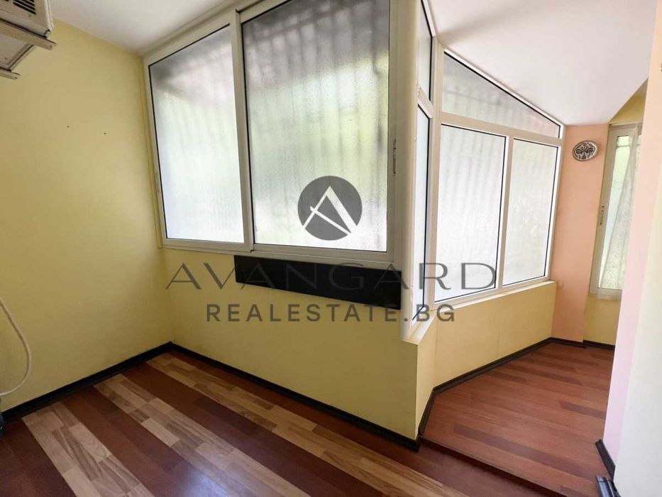 Продава се Тристаен апартамент в Пловдив, Кършияка - 90 кв.м за 1510 €/кв.м - Снимка #12