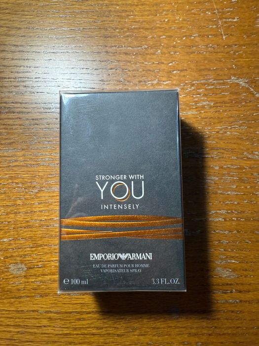Parfum Armani Stronger with you Intensely