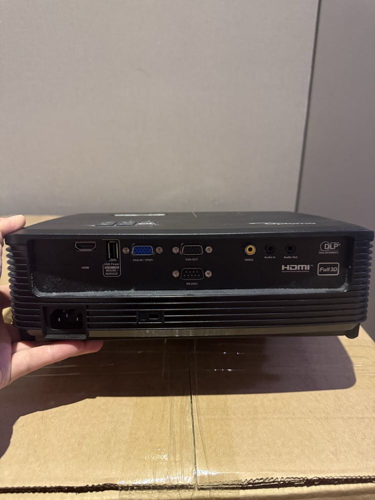 Проектор Optoma