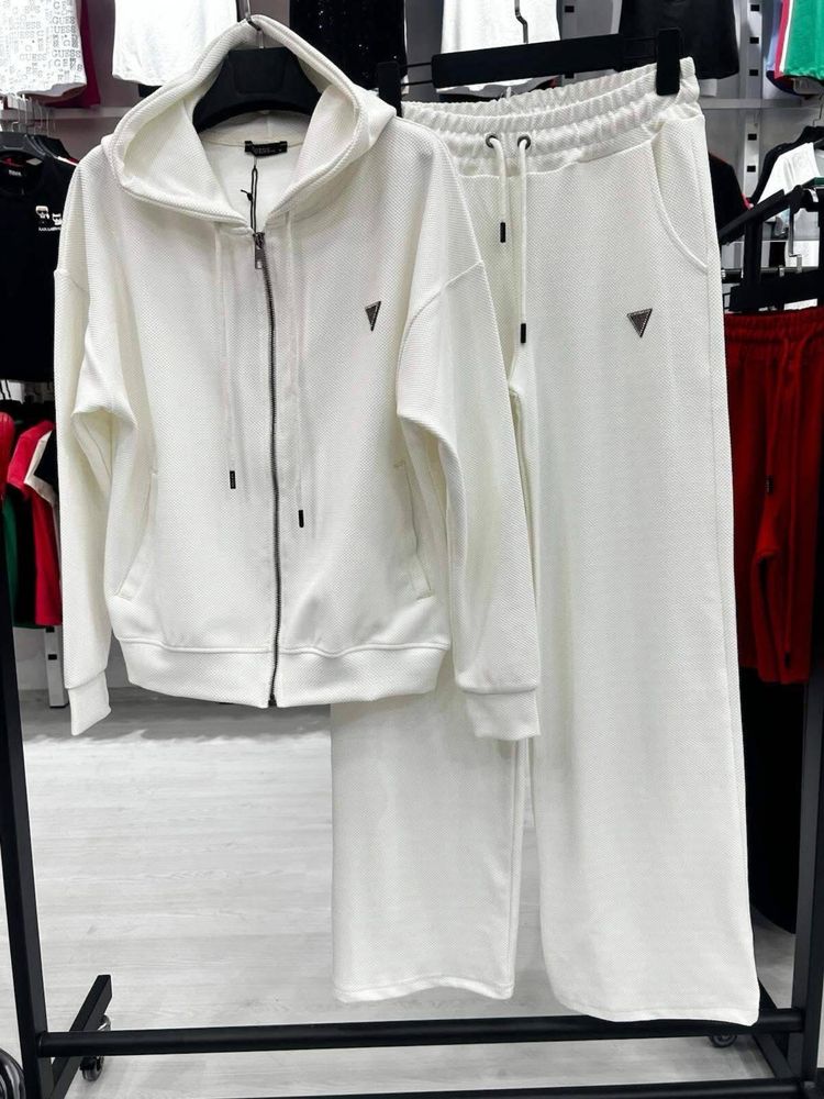 Дамски екип Guess