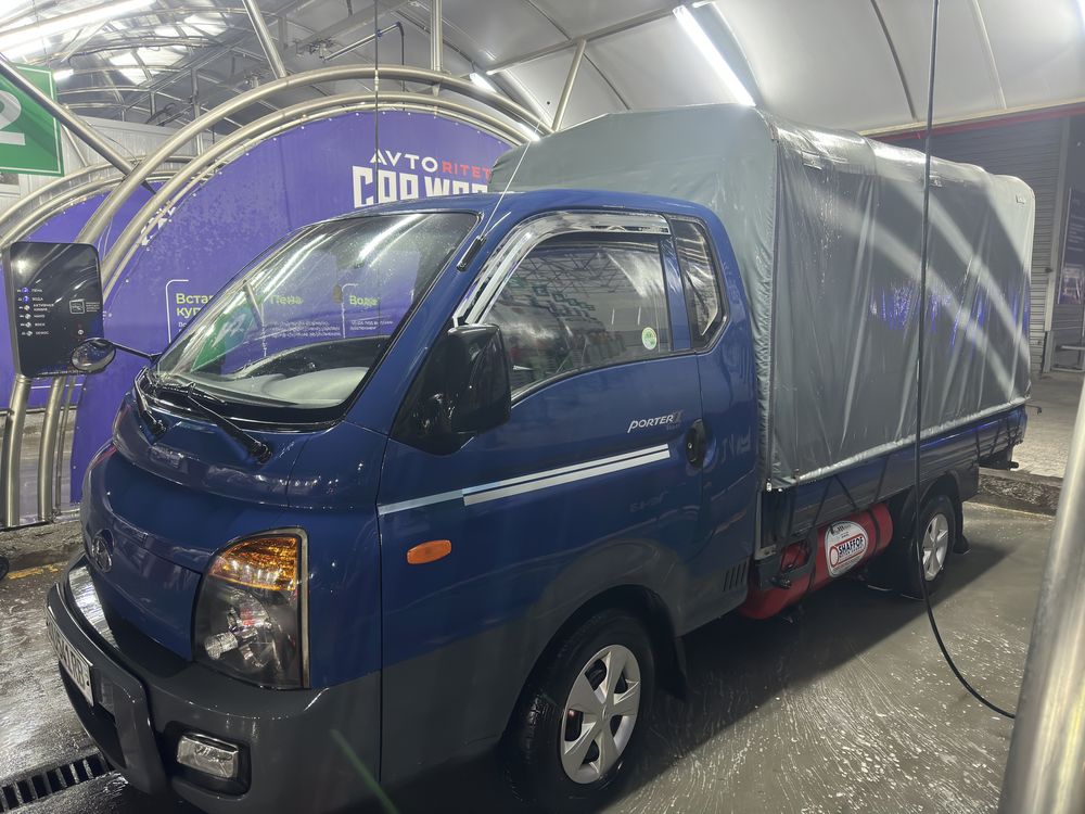 Hyundai porter sotiladi xolati yaxshi