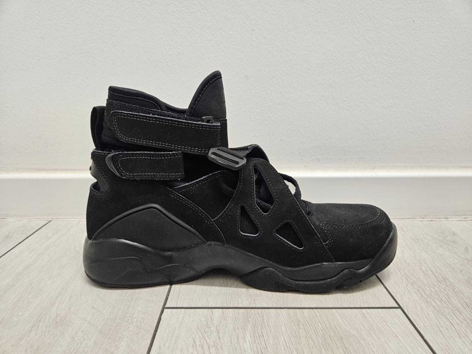 ghete basket Nike Air Unlimited