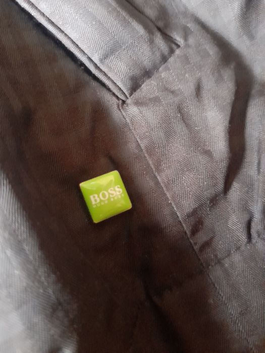 BOSS мъжко яке S размер.