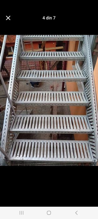 Vand scari metalice facem la comanda orice dimensiune