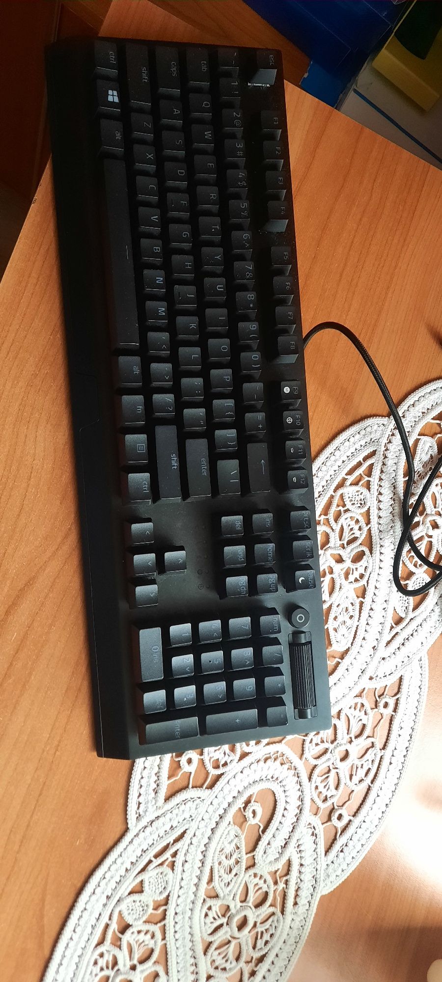Vând  tastatura Razer  Blackwidow  V3