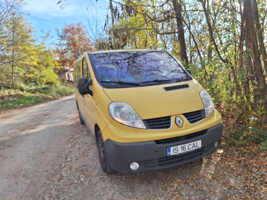 Renault Trafic 2.0d = 8+1 Loc. = Recent Înmatriculat Ro.