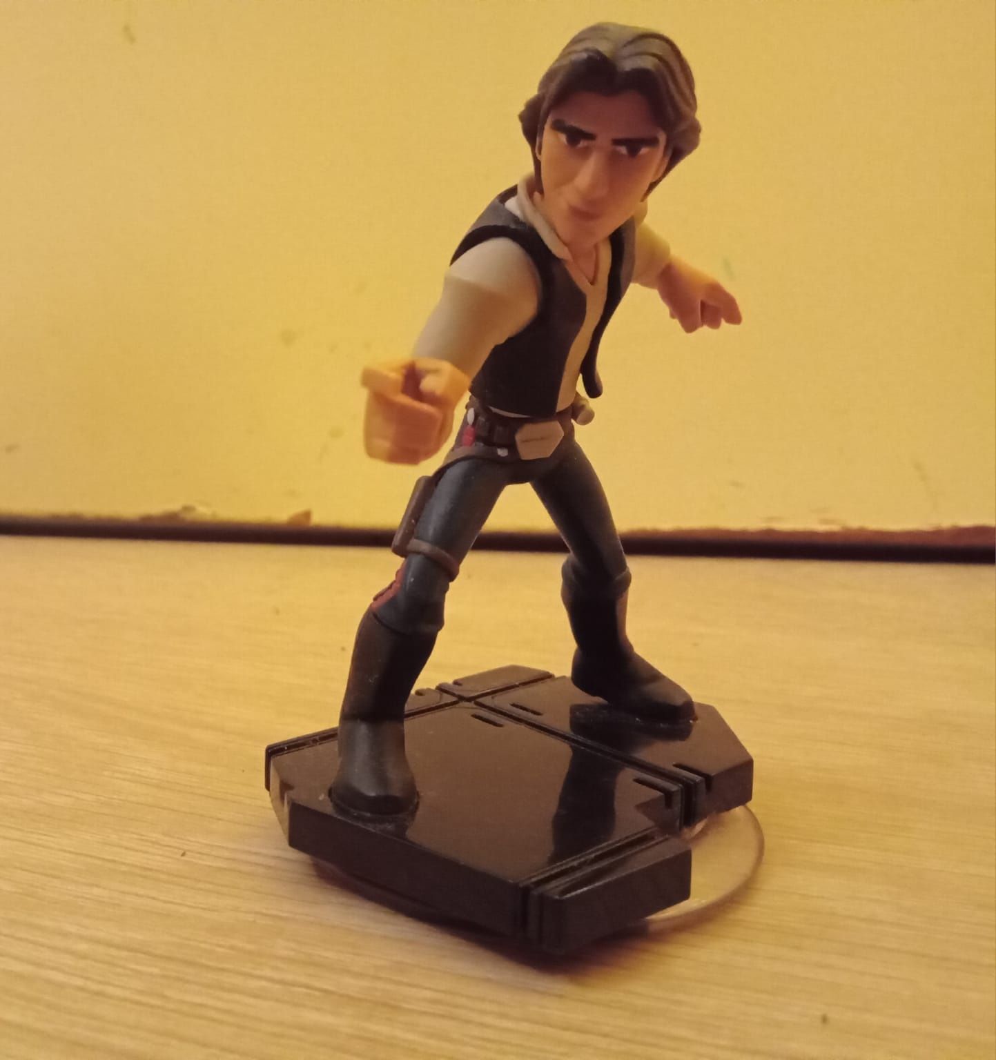 Vând figurine Disney infinity