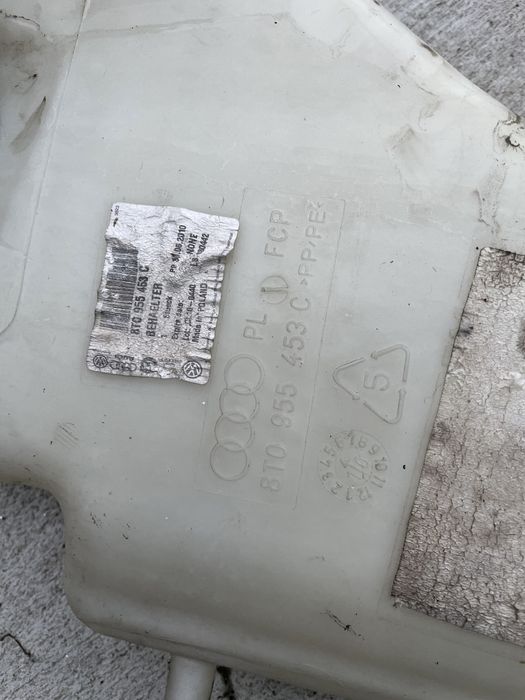 Vas strop gel Audi A5 lichid parbriz Audi a4 b8 / spalatoare far