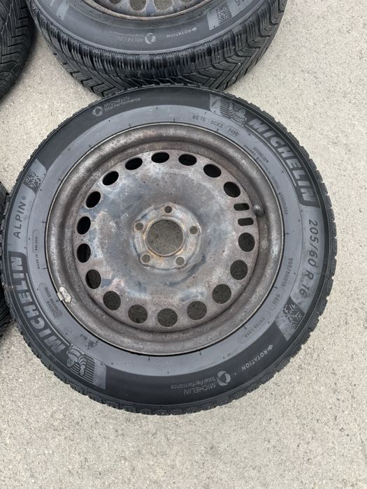 Jante Opel Astra J cauciucuri iarna Michelin Alpin6 205 60 16 DOT3420