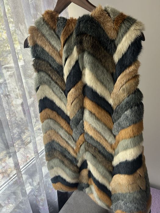 Дамски елек от изкуствен косъм Stradivarius